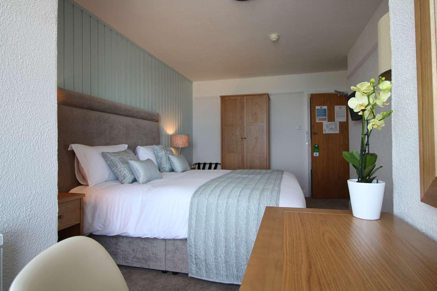 Western Bristol Hotel